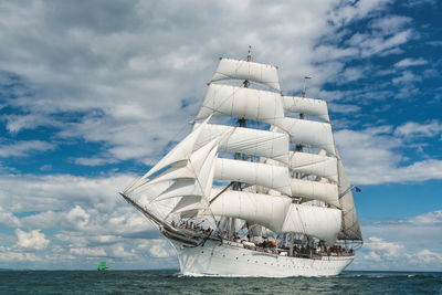 Arkivbilde Statsraad Lehmkuhl under seil til havs OOC 00004 1920 Foto Richard Sibley