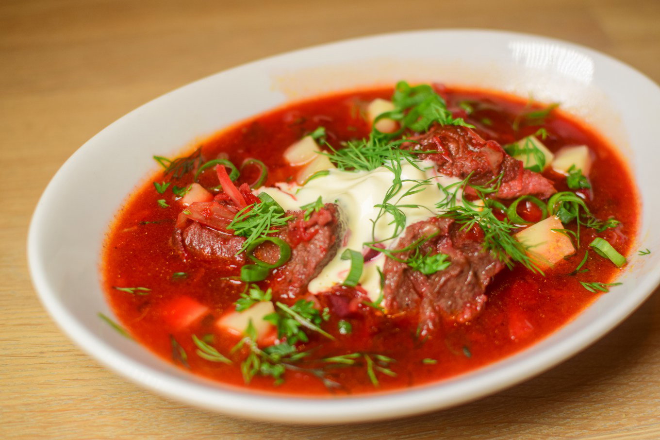 Borscht a Russian national dish - Delicious beetroot soup... | Gladkokken