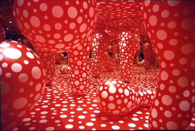 Dots Obsession 1999 Collection Les Abattoirs Toulouse France