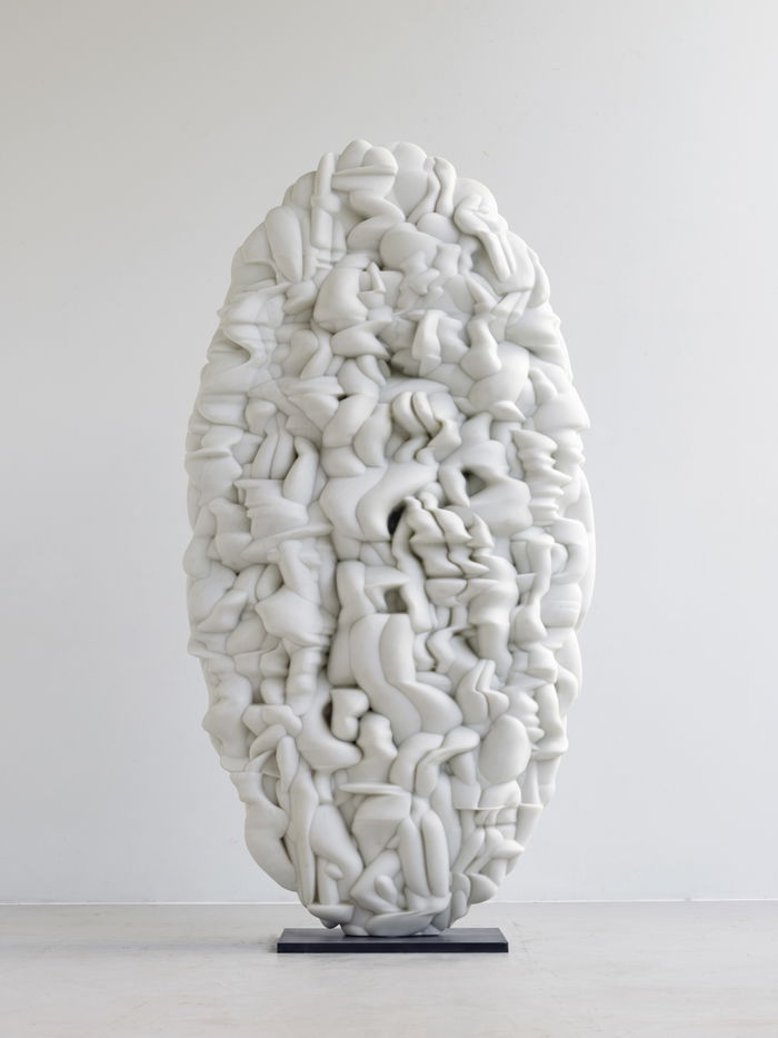 Sail 01 220x37x113 stone 2017 Michael Richter