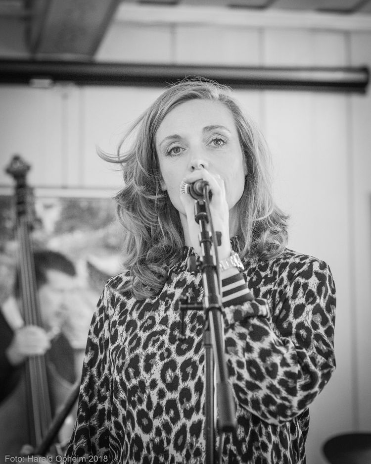 Sol med Magnolia Jazzb 6