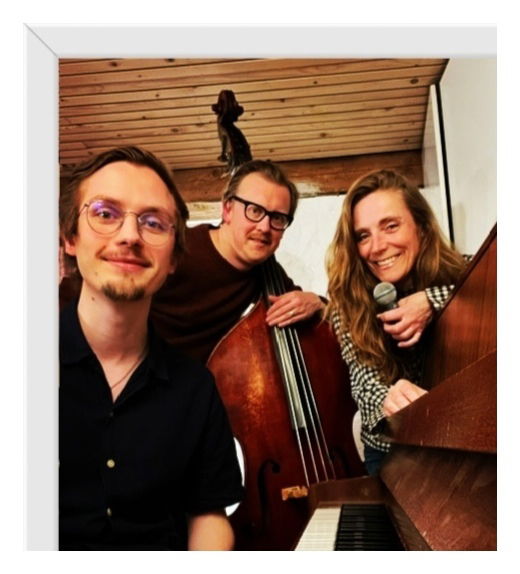 Solveig Sings Trio555