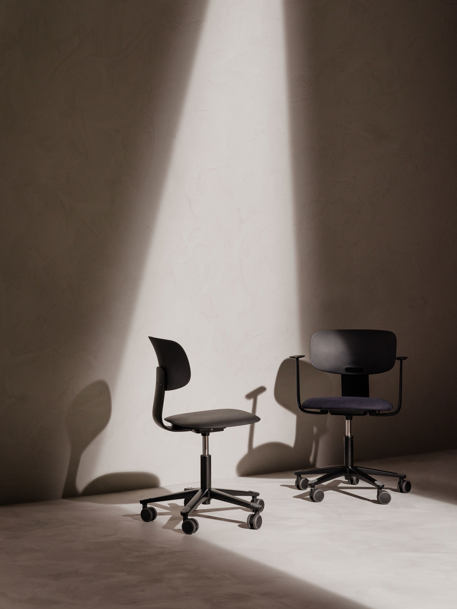 Flokk HAG Studio 1076 K2 web