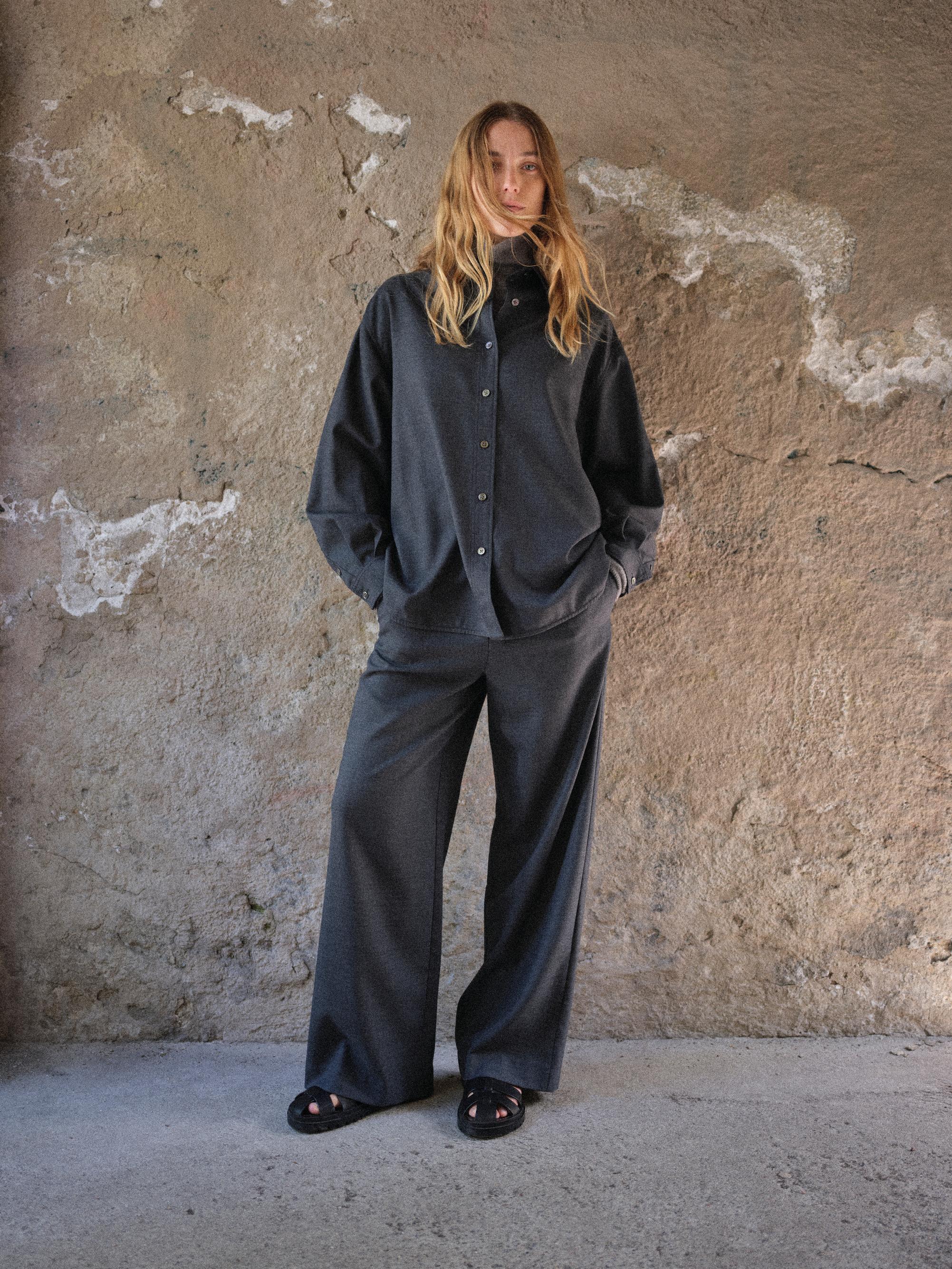 FWSS FALL 2024 CAMPAIGN TRINE HISDAL TAILORED OVERSIZED SHIRT SIENA DRAWSTRING TROUSERS CHARCOAL GREY