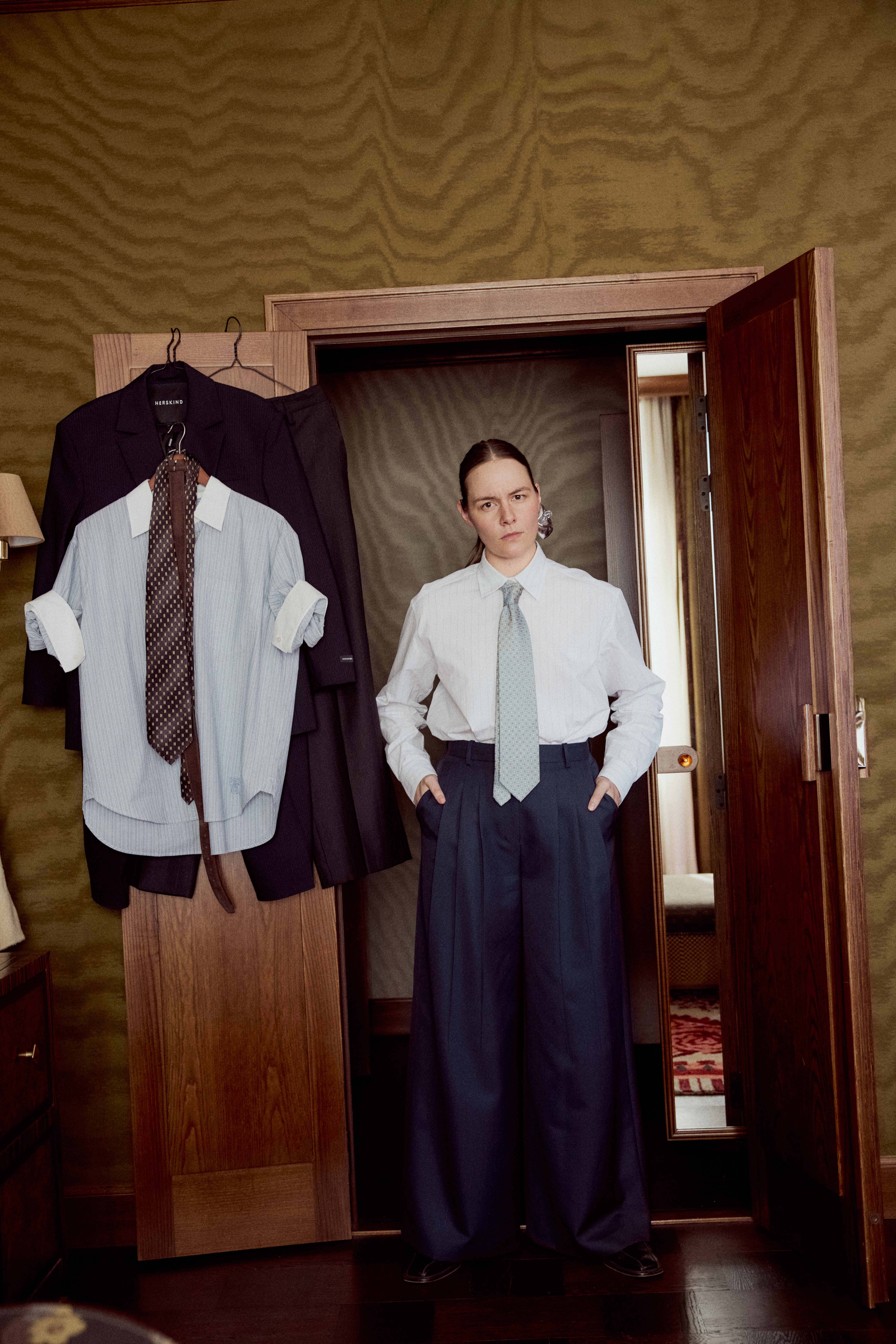 197 FLAUNT MAGAZINE CANT LET GO EMILIE BLICHFELDT WEB FLAUNT COM1