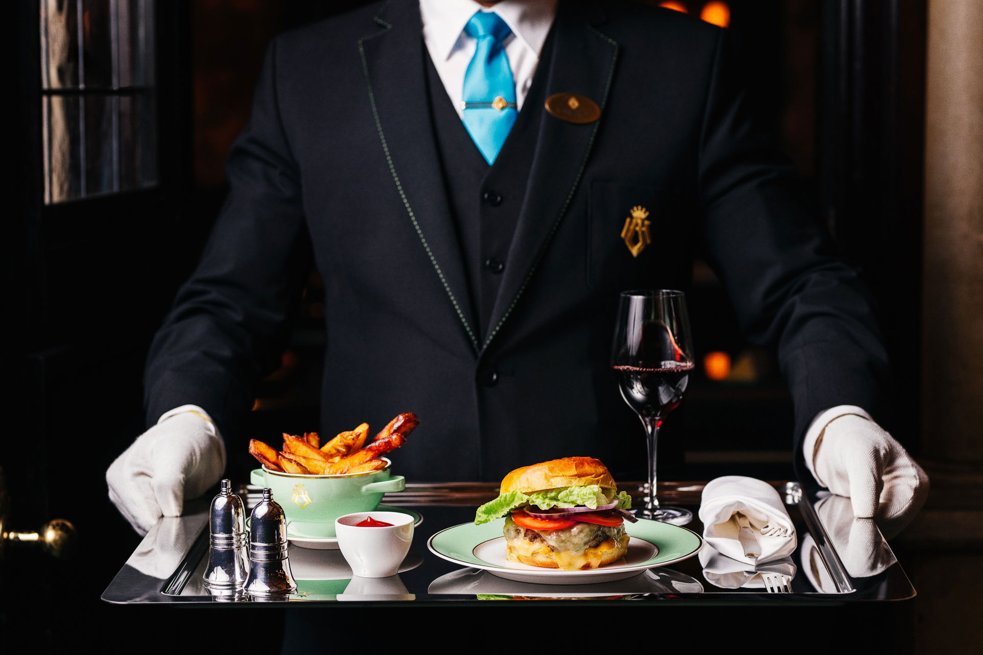 Hotel Bristol 1812190884