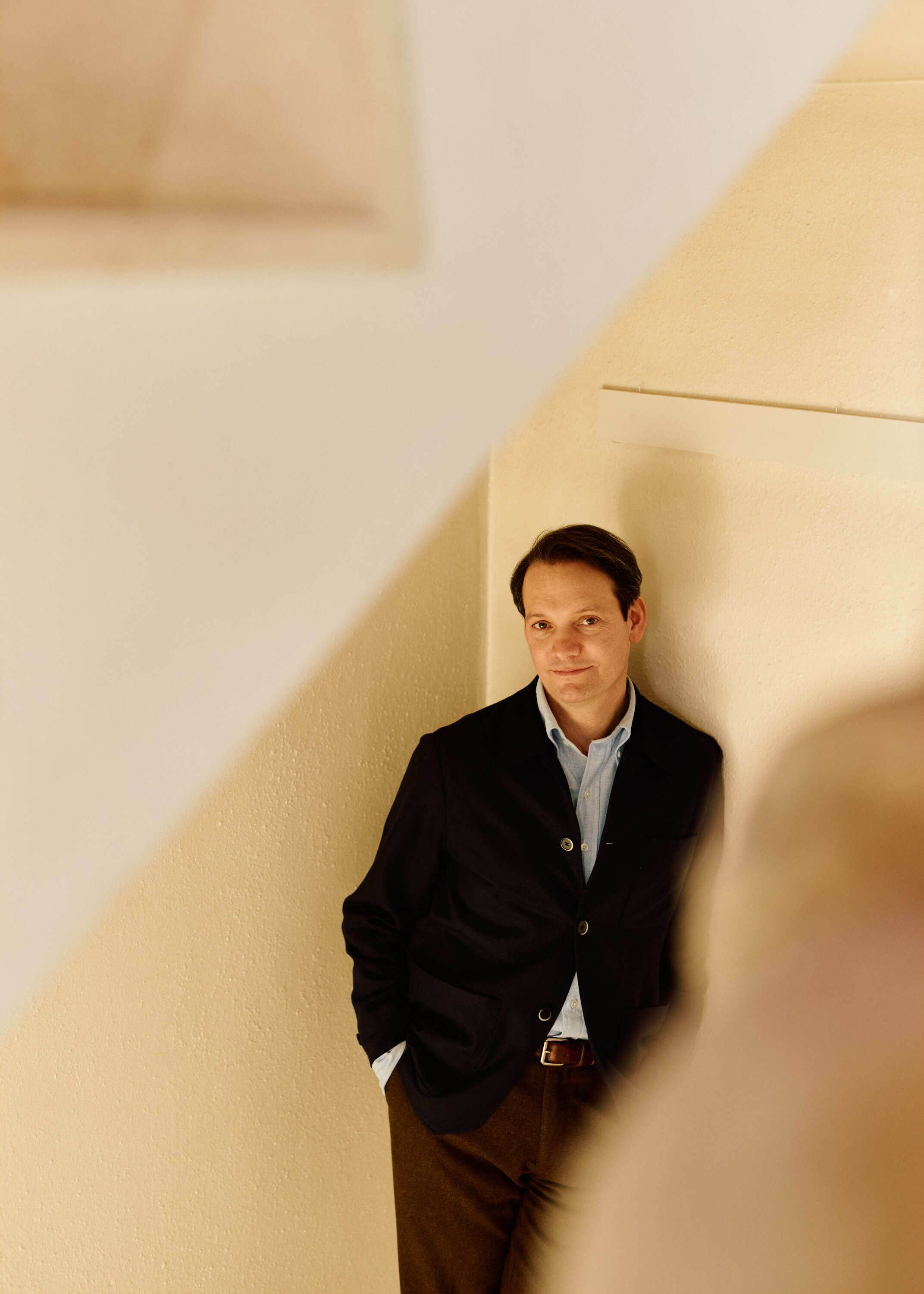 AVE6779 Anne Valeur web