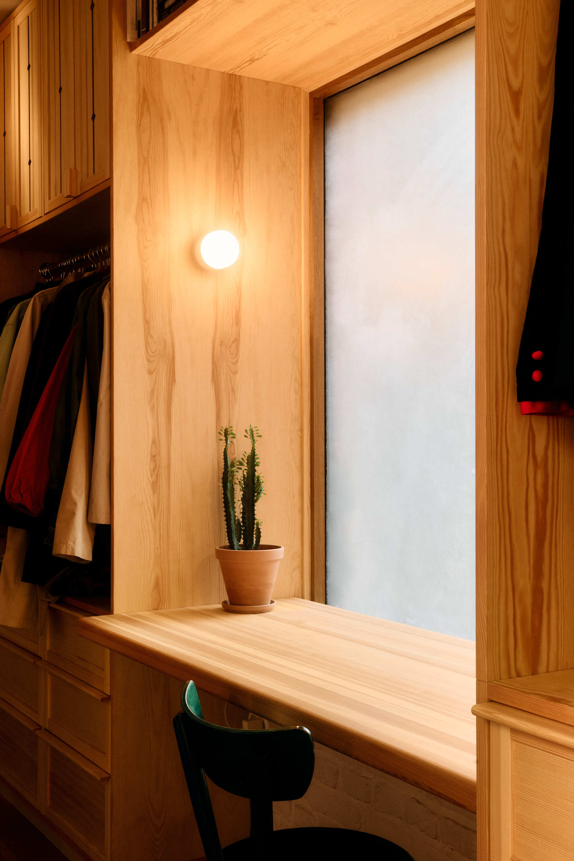 Stallen 12605 Anne Valeur highres web