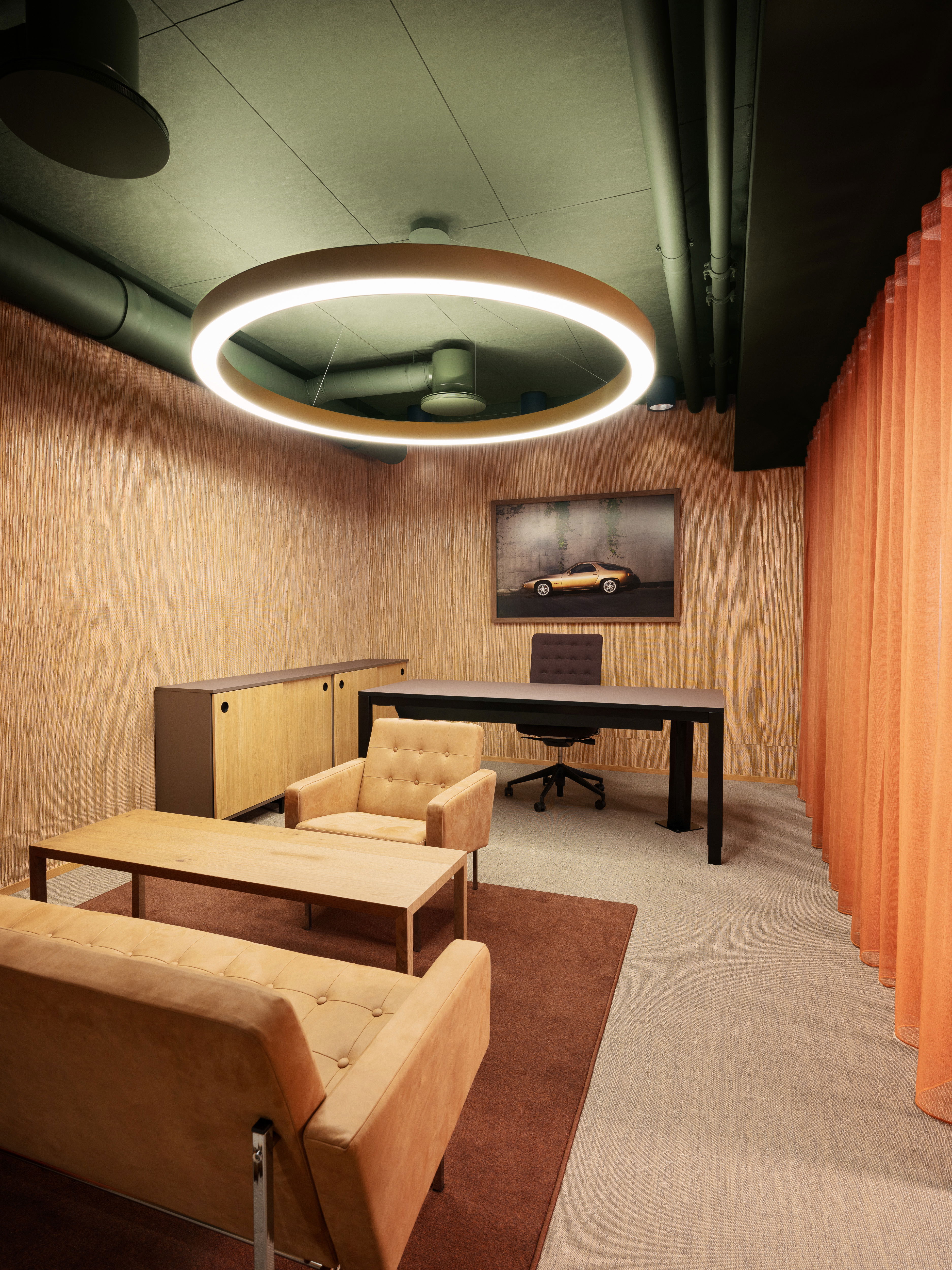 KOI Fargestudio EA Porsche 200