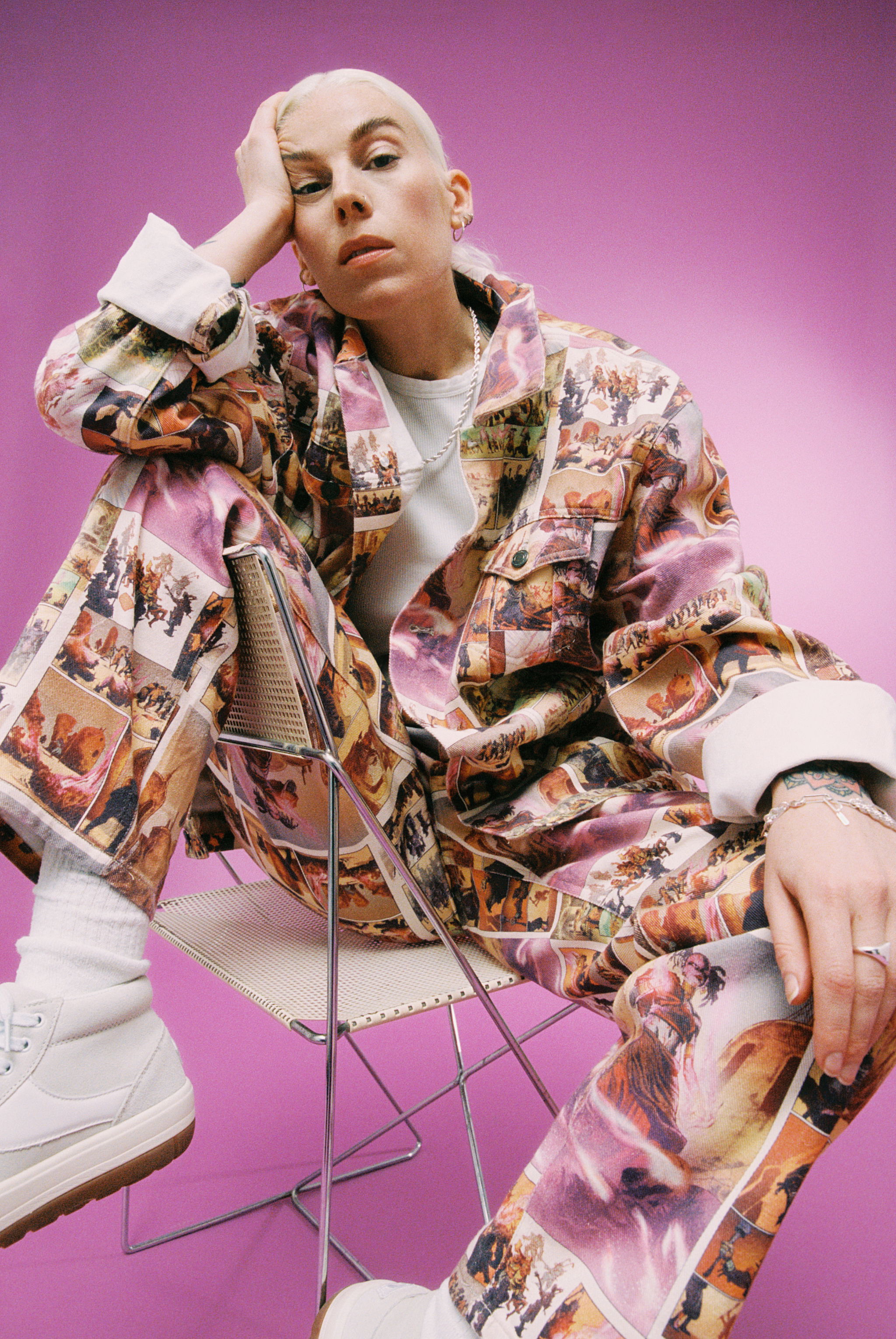 Gabrielle Neil Young 82 WEB