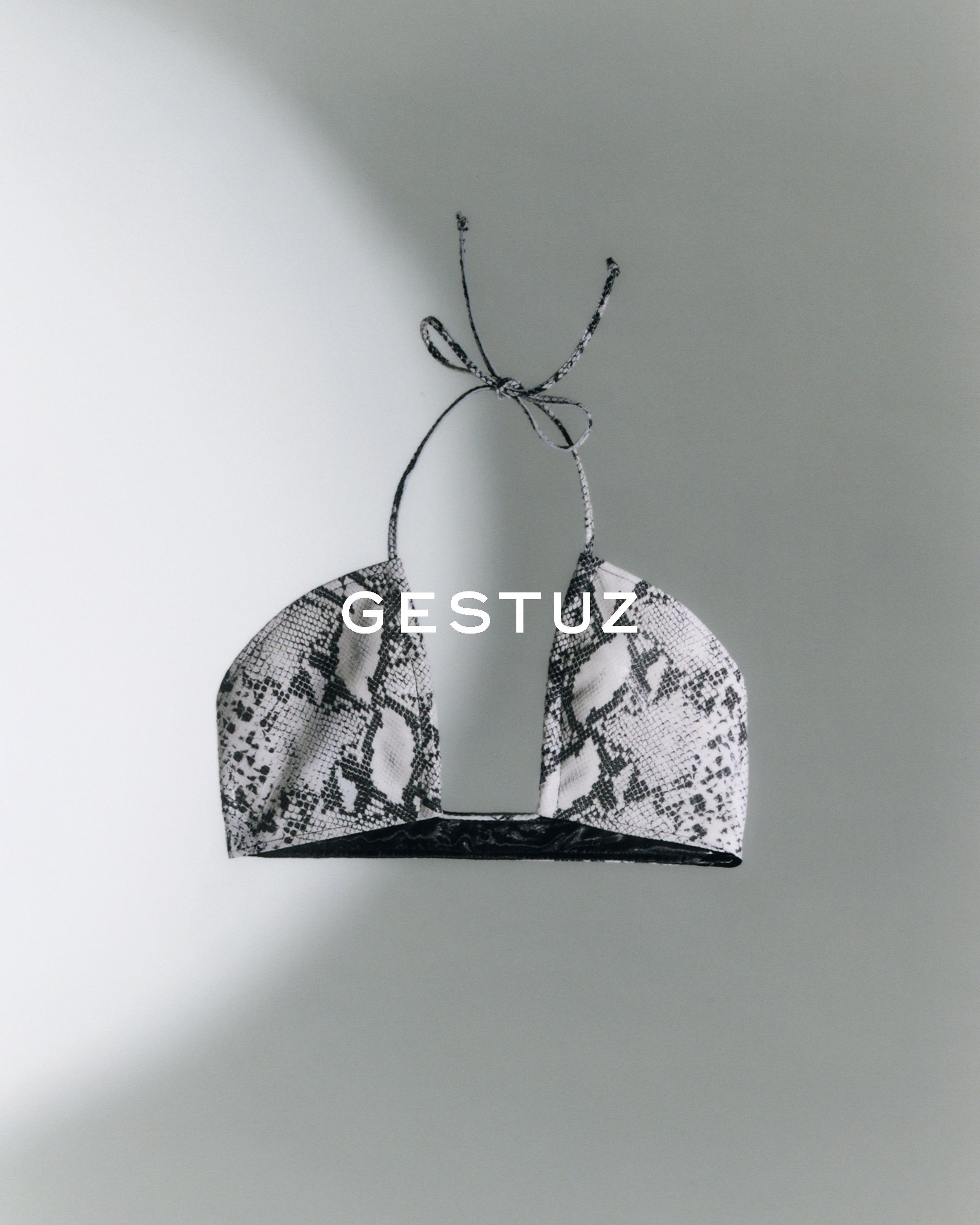 Gestuz Rode Kors 006 022