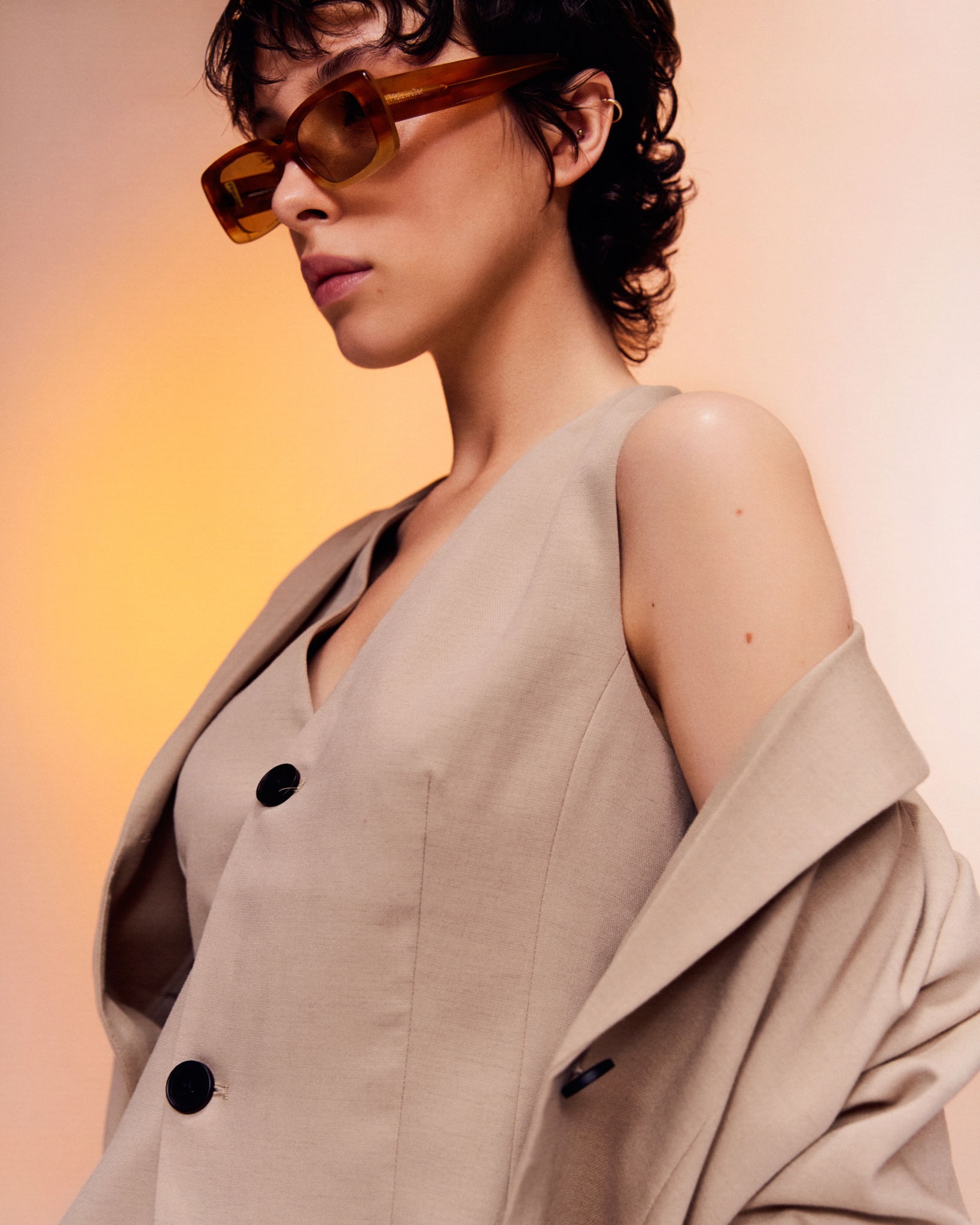 Holzweiler Lookbook AW22 Instagram08 JPEG WEB 053