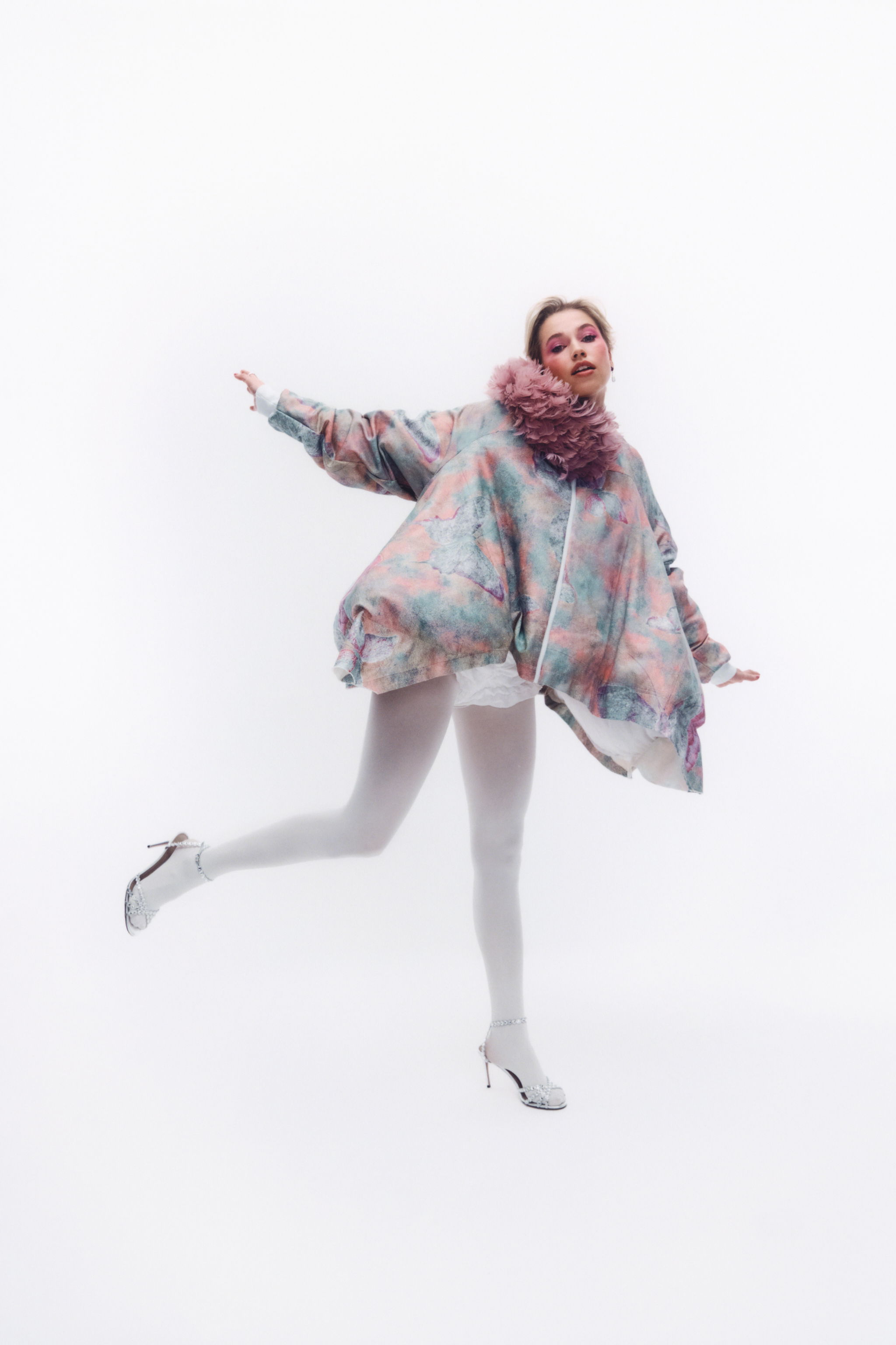 KK Thea Sofie Loch Naess 022 WEB