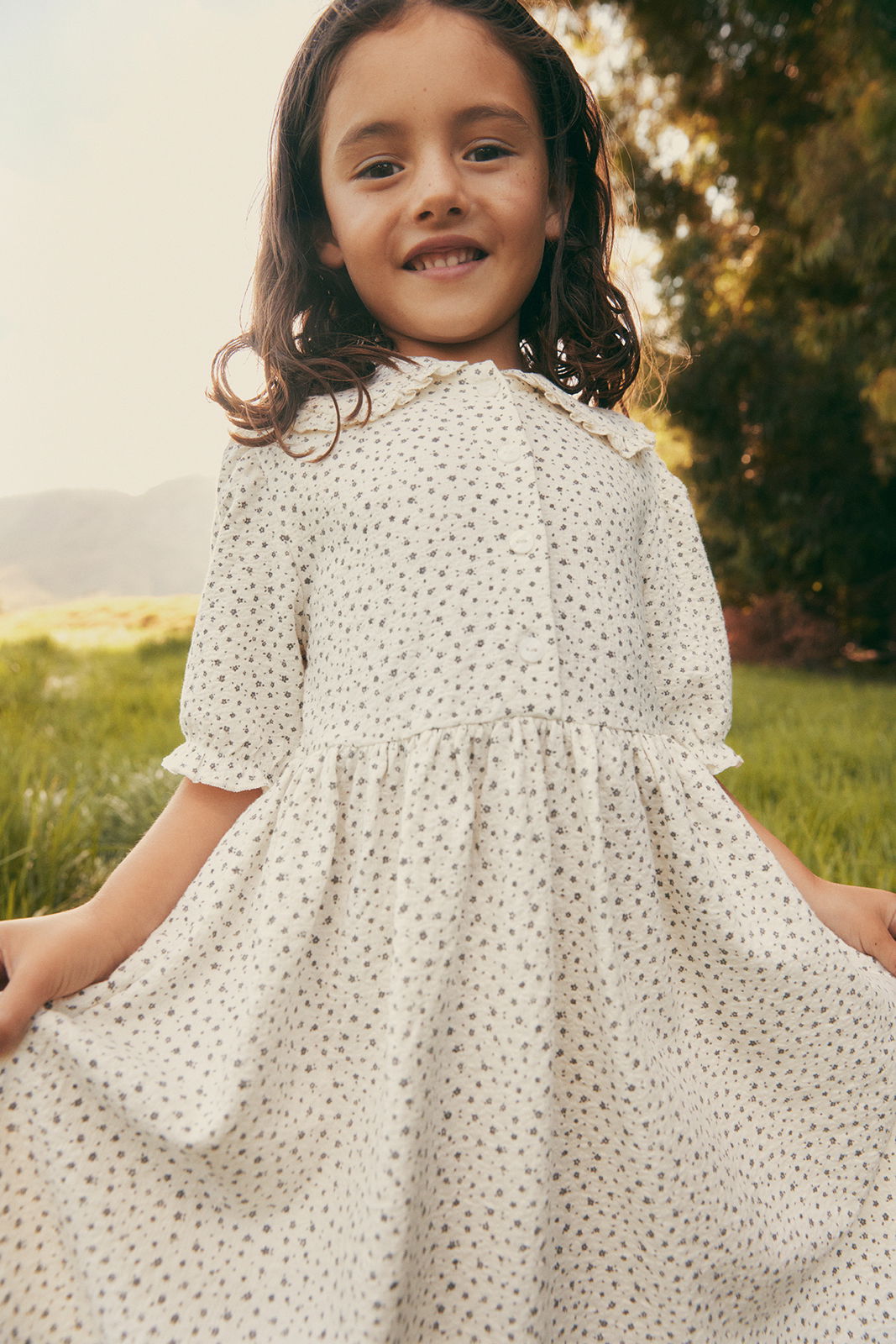 DRESSED 4 K AMIRADRESS 049