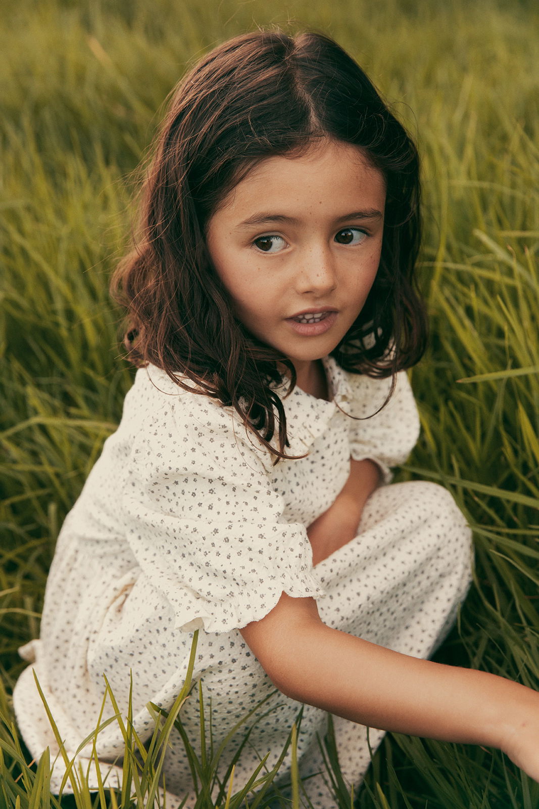 DRESSED 4 K AMIRADRESS 070