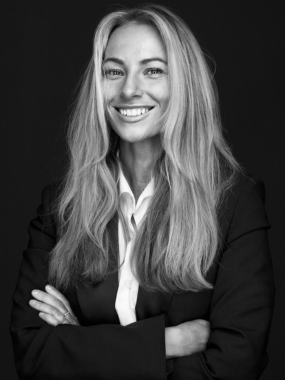 24009 Sarah Morch 814