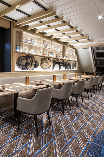 Julie Ebbing, Restaurant Aune I