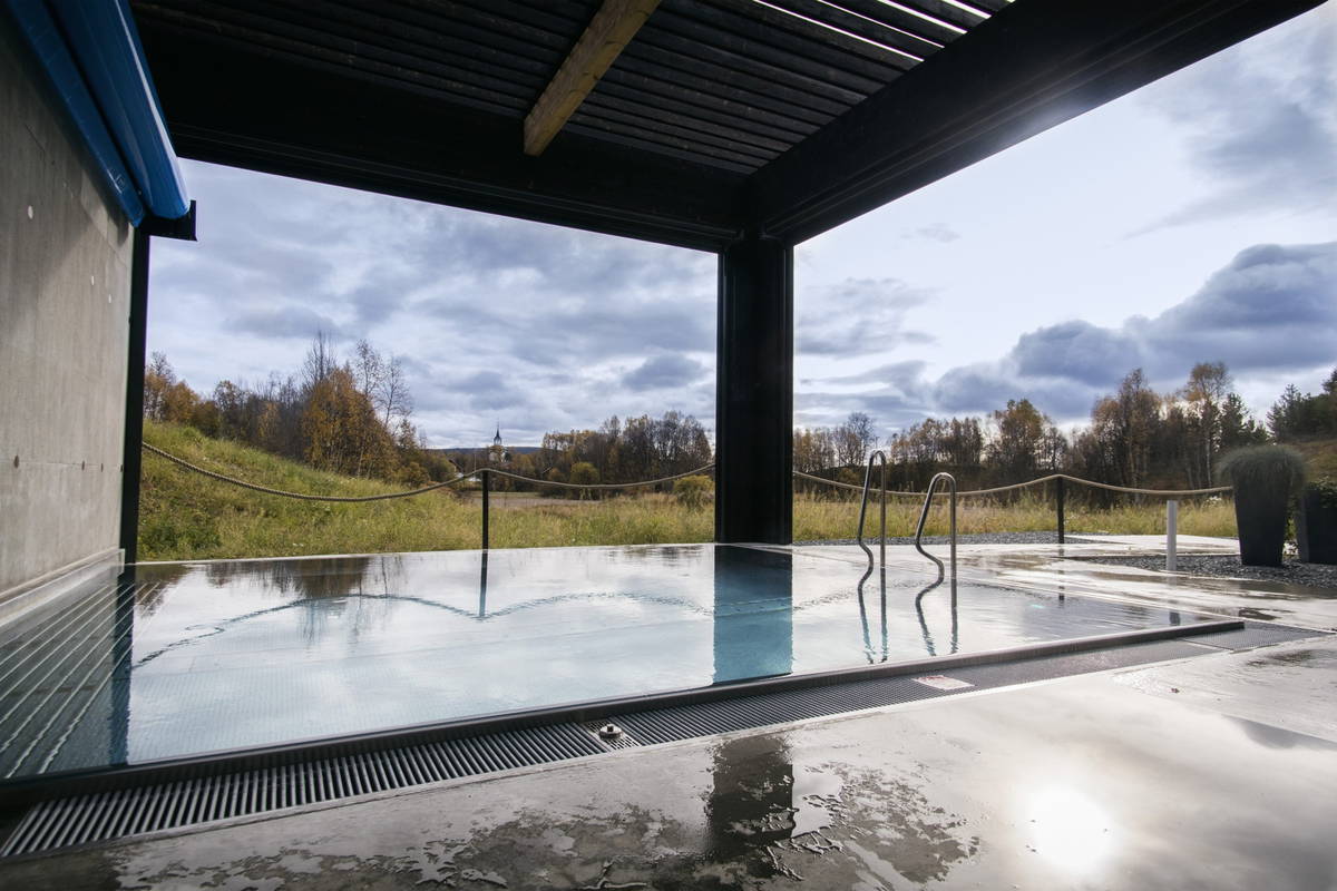 Badeanlegg på Røros Hotell | Basseng & boblebad – Røros Hotell