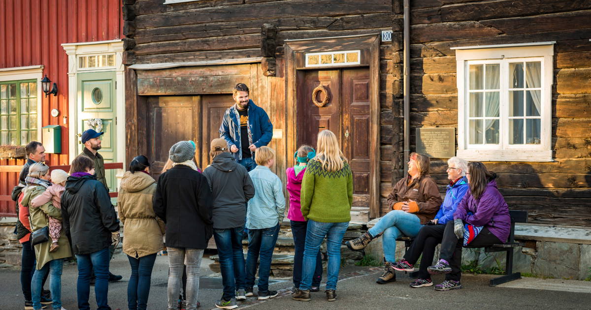 Historic Walking Tour in Røros | Discover UNESCO Heritage – Røroshotellene