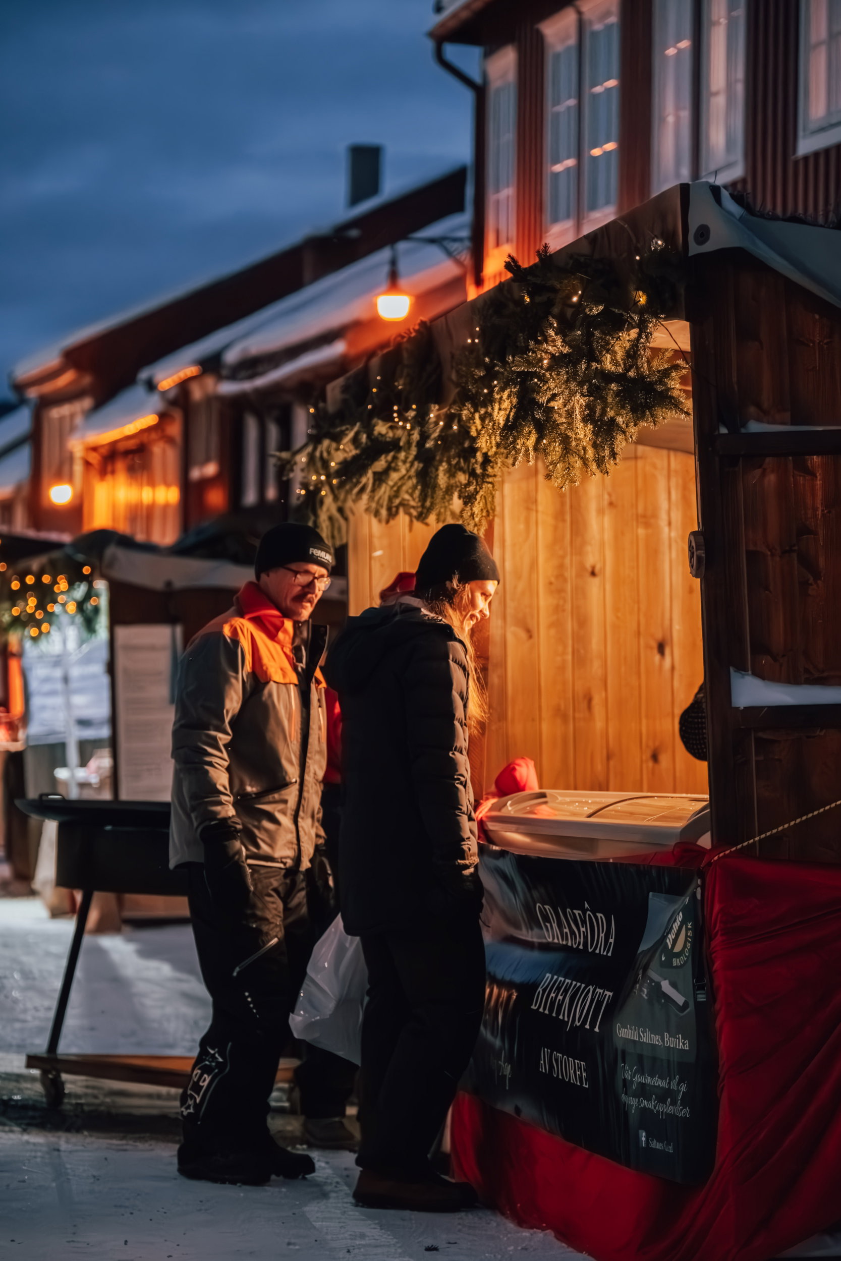 Julemarked i Røros | Magisk førjulstid i historiske gater – Røroshotellene