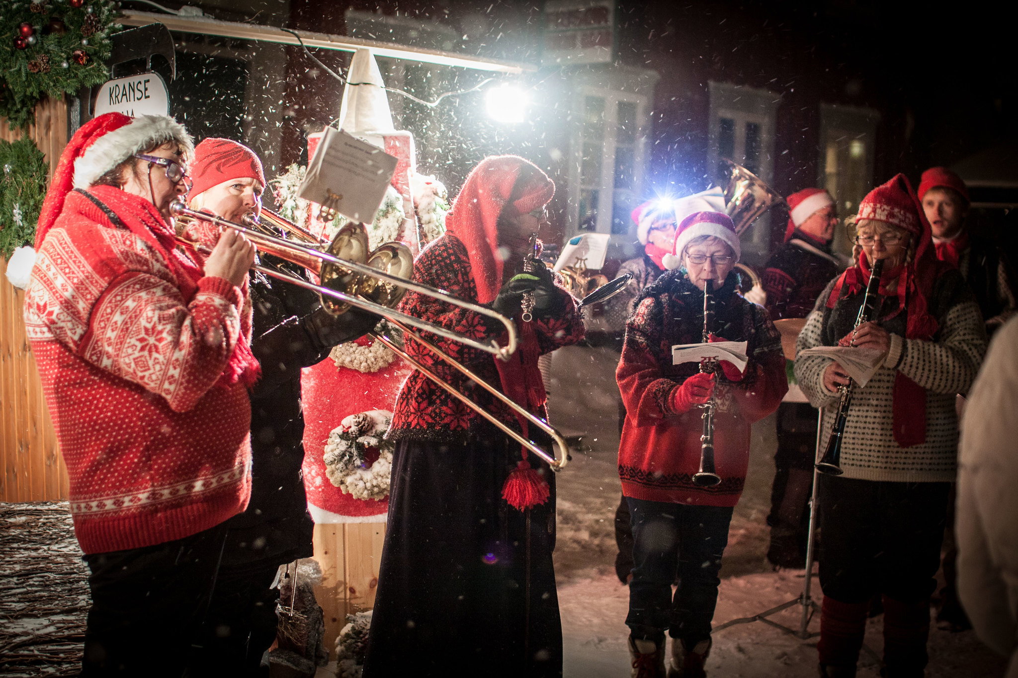 Julemarked i Røros | Magisk førjulstid i historiske gater – Røroshotellene