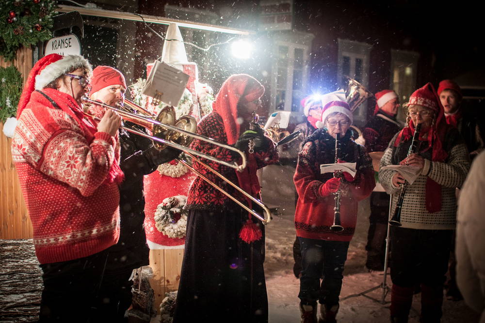 Julemarked i Røros | Magisk førjulstid i historiske gater – Røroshotellene