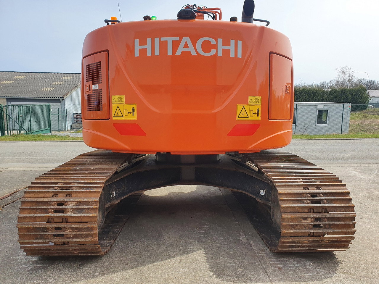 Gravemaskin 25 tonn til leie – Hitachi ZX225 USLC-6 | Sør